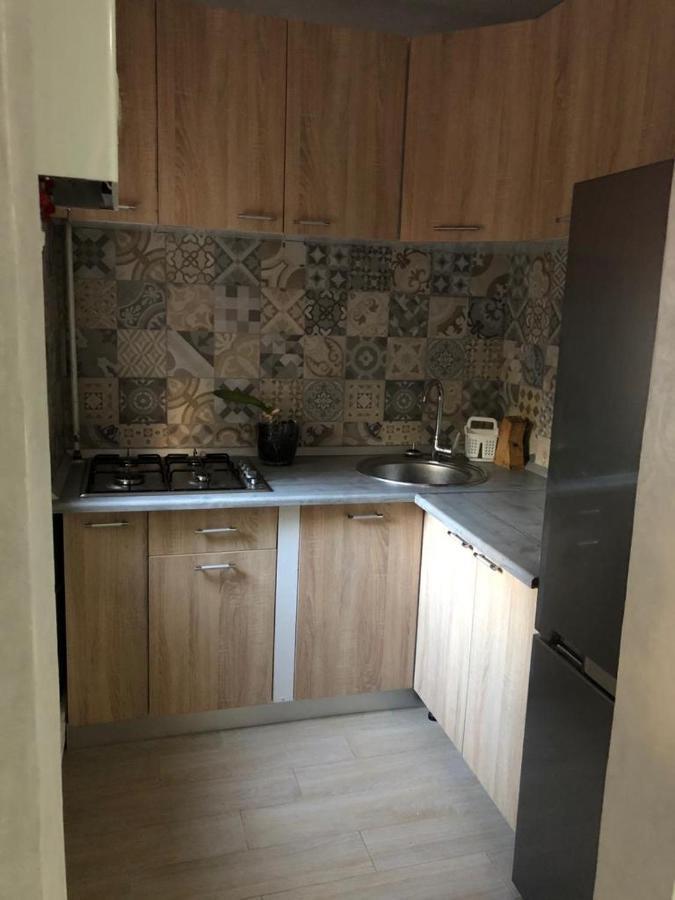 Dmi Apartment Яш Екстериор снимка